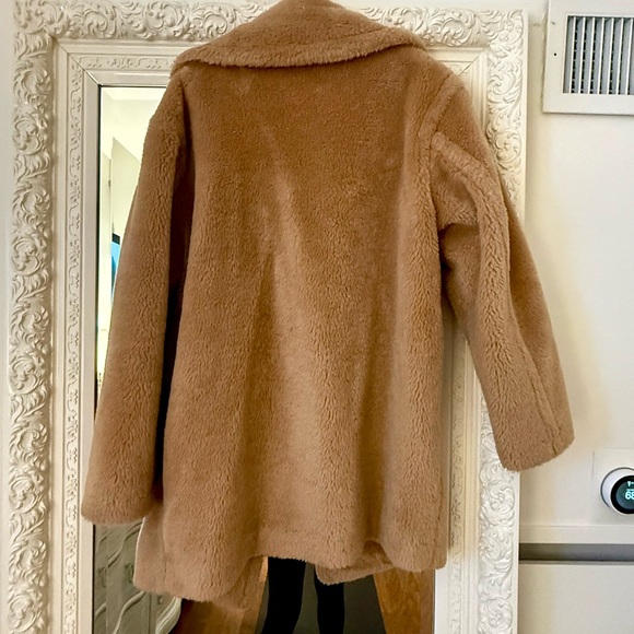 Babaton Teddy coat faux fur size M - Picture 2 of 11